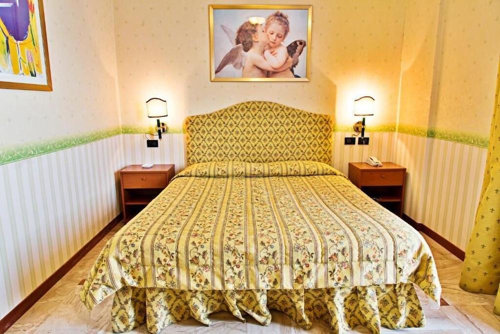 Hotel President 4*