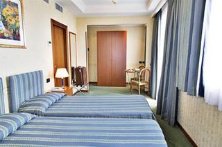 Hotel President 4*