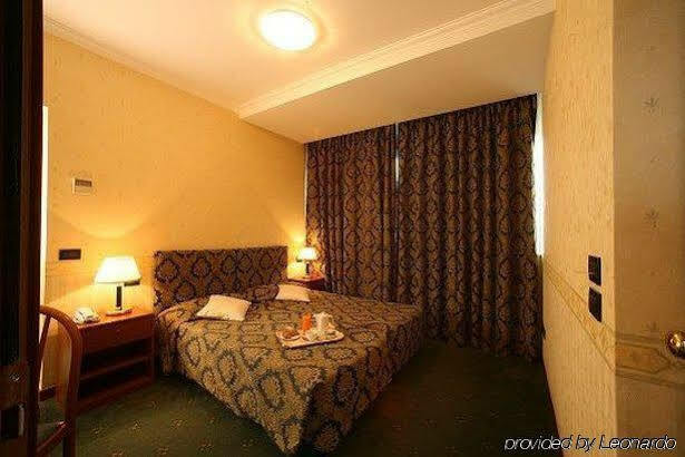 Hotel President 4*